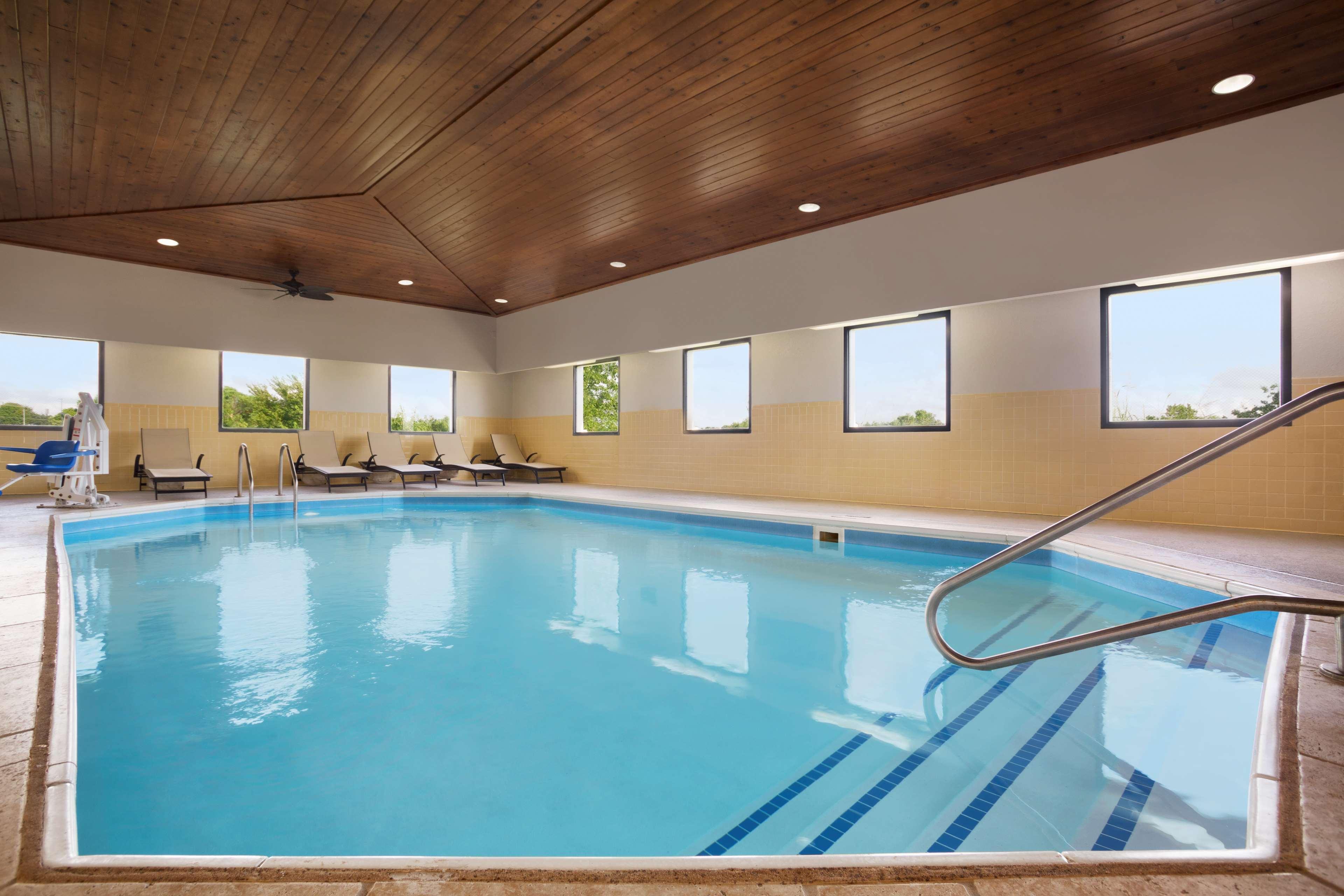 Country Inn & Suites By Radisson, Dfw Airport South, Tx ايرفينغ المظهر الخارجي الصورة