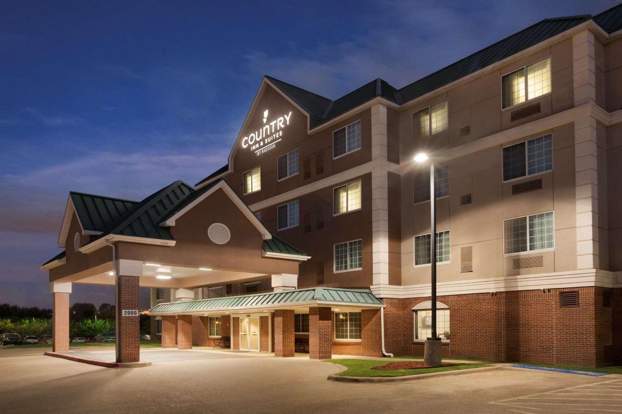 Country Inn & Suites By Radisson, Dfw Airport South, Tx ايرفينغ المظهر الخارجي الصورة