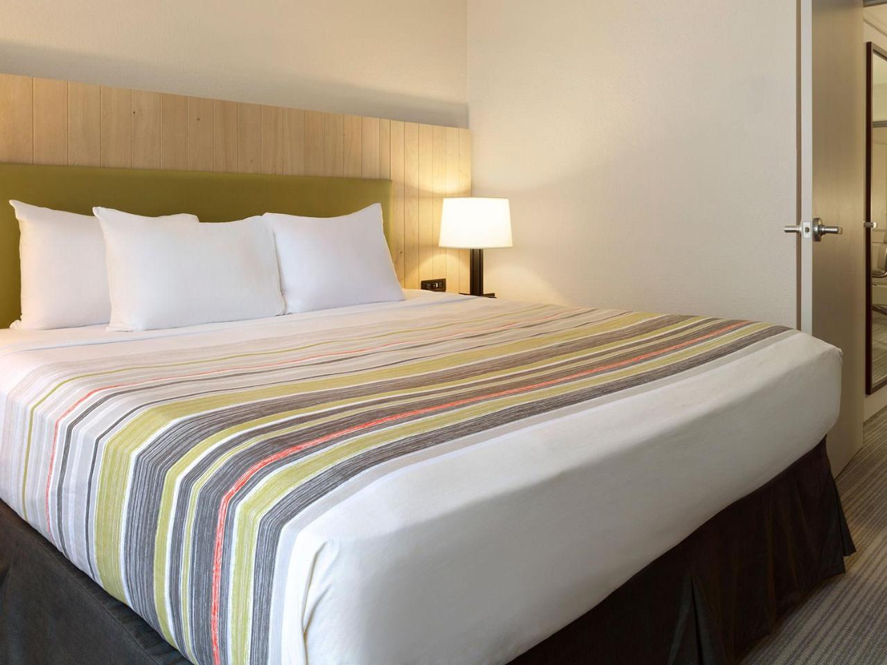 Country Inn & Suites By Radisson, Dfw Airport South, Tx ايرفينغ المظهر الخارجي الصورة
