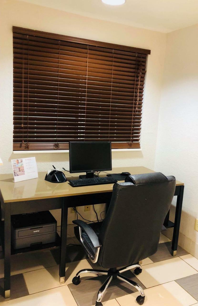 Country Inn & Suites By Radisson, Dfw Airport South, Tx ايرفينغ المظهر الخارجي الصورة