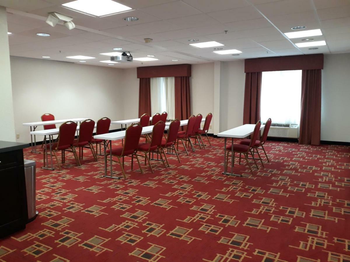 Country Inn & Suites By Radisson, Dfw Airport South, Tx ايرفينغ المظهر الخارجي الصورة